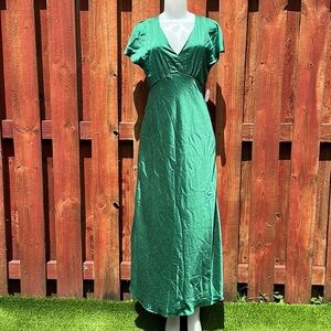 Signify Emerald Green Satin Jacquard V Neck Flutter Sleeve Maxi Dress M